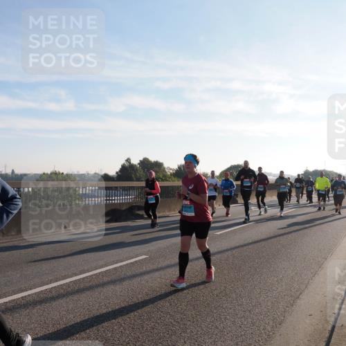 03.10.2025 - Köhlbrandbrückenlauf Fabian Wolf http://msf.ph/oto/9013662 03.10.2025 09:24:11 Position 3  meine-sportfotos.de