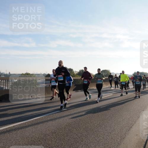 03.10.2025 - Köhlbrandbrückenlauf Fabian Wolf http://msf.ph/oto/9013725 03.10.2025 09:24:13 Position 3  meine-sportfotos.de