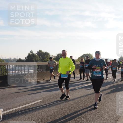 03.10.2025 - Köhlbrandbrückenlauf Fabian Wolf http://msf.ph/oto/9013779 03.10.2025 09:24:15 Position 3 025, 1700 meine-sportfotos.de