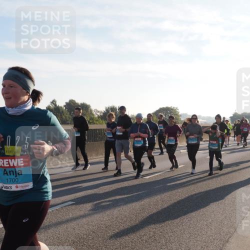 03.10.2025 - Köhlbrandbrückenlauf Fabian Wolf http://msf.ph/oto/9013822 03.10.2025 09:24:17 Position 3 025, 1700 meine-sportfotos.de