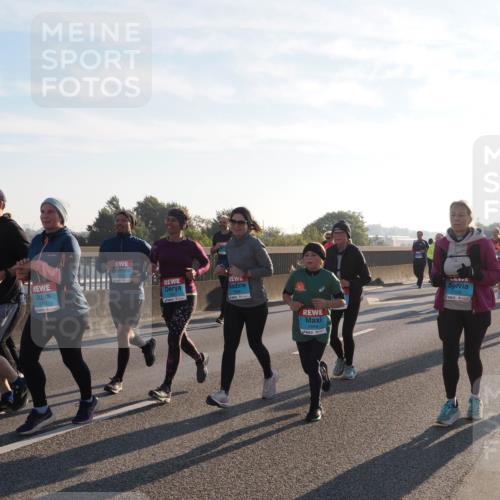 03.10.2025 - Köhlbrandbrückenlauf Fabian Wolf http://msf.ph/oto/9013869 03.10.2025 09:24:18 Position 3 2101, 2899, 2898, 2058, 3669 meine-sportfotos.de