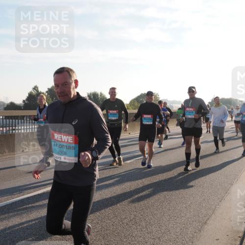 03.10.2025 - Köhlbrandbrückenlauf Fabian Wolf http://msf.ph/oto/9014264 03.10.2025 09:24:32 Position 3 2308, 2782, 2783 meine-sportfotos.de