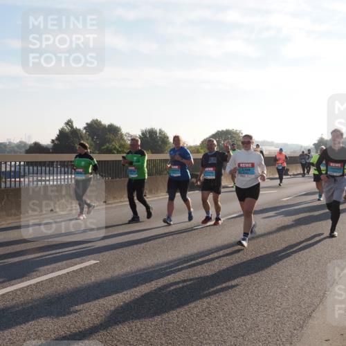 03.10.2025 - Köhlbrandbrückenlauf Fabian Wolf http://msf.ph/oto/9014402 03.10.2025 09:24:37 Position 3 2498 meine-sportfotos.de