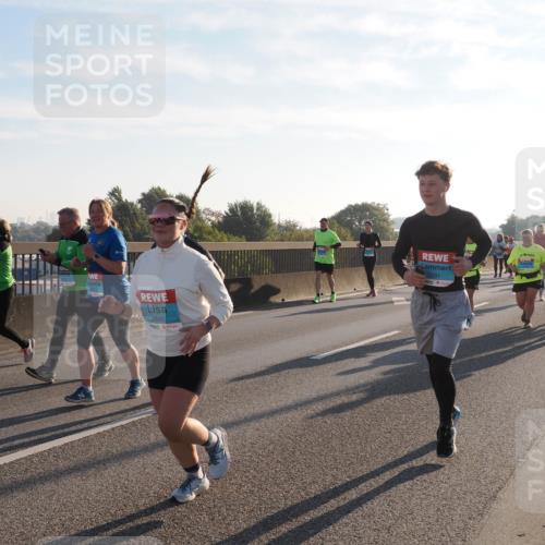 03.10.2025 - Köhlbrandbrückenlauf Fabian Wolf http://msf.ph/oto/9014425 03.10.2025 09:24:38 Position 3 2340, 3291 meine-sportfotos.de