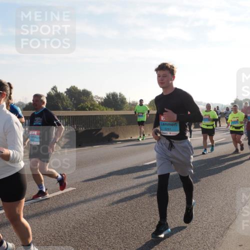 03.10.2025 - Köhlbrandbrückenlauf Fabian Wolf http://msf.ph/oto/9014438 03.10.2025 09:24:38 Position 3  meine-sportfotos.de