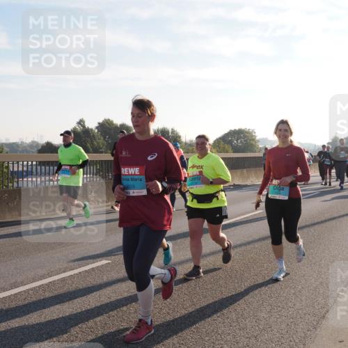 03.10.2025 - Köhlbrandbrückenlauf Fabian Wolf http://msf.ph/oto/9014505 03.10.2025 09:24:41 Position 3 3019, 2738, 1209 meine-sportfotos.de