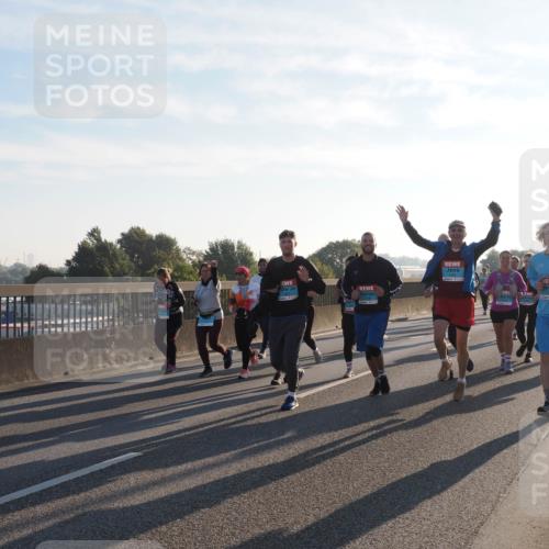 03.10.2025 - Köhlbrandbrückenlauf Fabian Wolf http://msf.ph/oto/9014604 03.10.2025 09:24:46 Position 3  meine-sportfotos.de