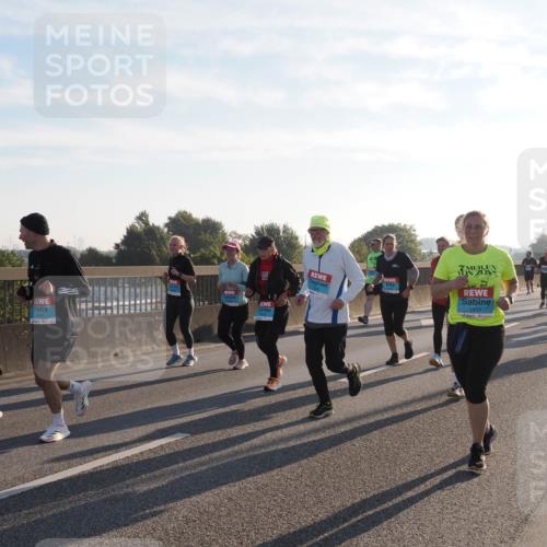03.10.2025 - Köhlbrandbrückenlauf Fabian Wolf http://msf.ph/oto/9014808 03.10.2025 09:24:54 Position 3 1800 meine-sportfotos.de