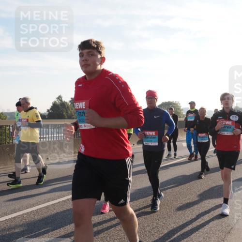 03.10.2025 - Köhlbrandbrückenlauf Fabian Wolf http://msf.ph/oto/9014964 03.10.2025 09:24:59 Position 3 2632, 2248, 2631 meine-sportfotos.de