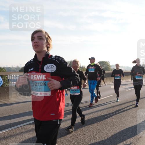 03.10.2025 - Köhlbrandbrückenlauf Fabian Wolf http://msf.ph/oto/9015010 03.10.2025 09:25:00 Position 3 4, 2631, 2574 meine-sportfotos.de