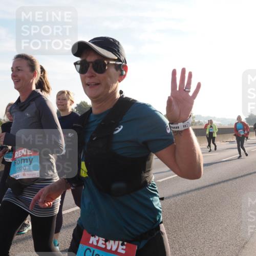 03.10.2025 - Köhlbrandbrückenlauf Fabian Wolf http://msf.ph/oto/9015086 03.10.2025 09:25:03 Position 3 3306, 2320, 303 meine-sportfotos.de