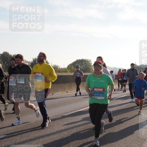 03.10.2025 - Köhlbrandbrückenlauf Fabian Wolf http://msf.ph/oto/9015301 03.10.2025 09:25:13 Position 3 3429, 3452, 3040 meine-sportfotos.de