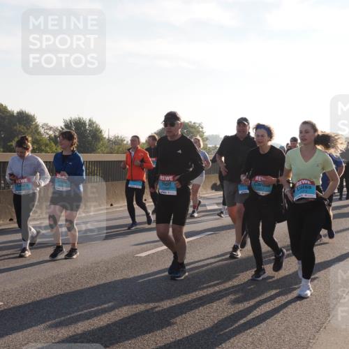 03.10.2025 - Köhlbrandbrückenlauf Fabian Wolf http://msf.ph/oto/9015404 03.10.2025 09:25:18 Position 3 2249, 1965, 2557, 2373 meine-sportfotos.de