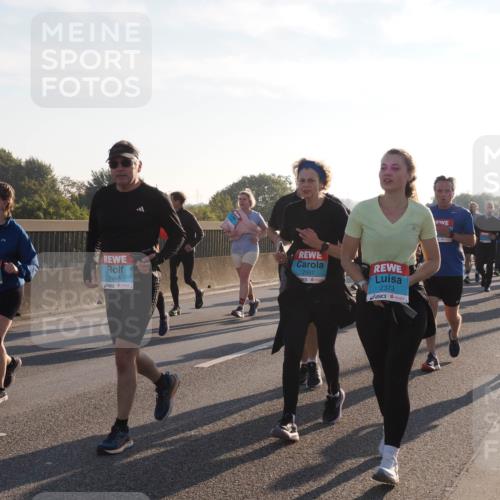 03.10.2025 - Köhlbrandbrückenlauf Fabian Wolf http://msf.ph/oto/9015424 03.10.2025 09:25:19 Position 3 2249, 1965, 2557, 2373 meine-sportfotos.de