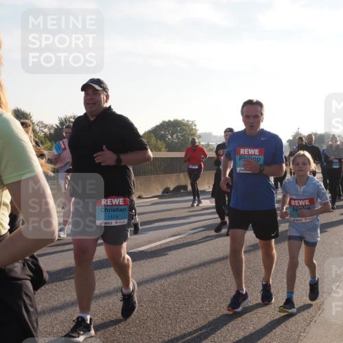 03.10.2025 - Köhlbrandbrückenlauf Fabian Wolf http://msf.ph/oto/9015475 03.10.2025 09:25:20 Position 3 1518 meine-sportfotos.de