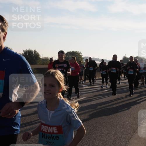 03.10.2025 - Köhlbrandbrückenlauf Fabian Wolf http://msf.ph/oto/9015512 03.10.2025 09:25:21 Position 3 2862, 2861 meine-sportfotos.de