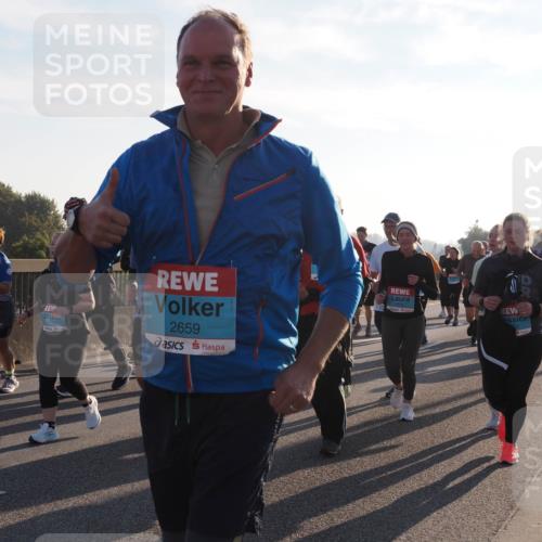 03.10.2025 - Köhlbrandbrückenlauf Fabian Wolf http://msf.ph/oto/9015643 03.10.2025 09:25:25 Position 3 2659 meine-sportfotos.de