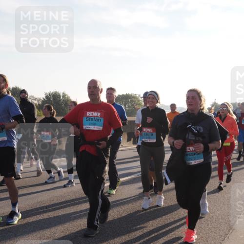 03.10.2025 - Köhlbrandbrückenlauf Fabian Wolf http://msf.ph/oto/9015667 03.10.2025 09:25:26 Position 3 1958, 2468, 3105, 2572 meine-sportfotos.de