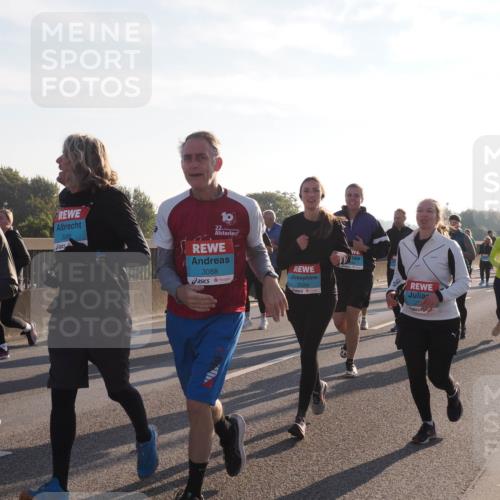03.10.2025 - Köhlbrandbrückenlauf Fabian Wolf http://msf.ph/oto/9015787 03.10.2025 09:25:30 Position 3 3090, 3089, 22, 3088, 2289, 2 meine-sportfotos.de
