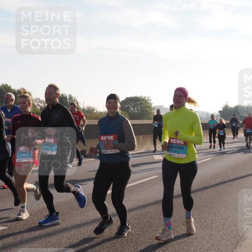 03.10.2025 - Köhlbrandbrückenlauf Fabian Wolf http://msf.ph/oto/9015890 03.10.2025 09:25:33 Position 3 2041, 1252, 2137, 2213 meine-sportfotos.de
