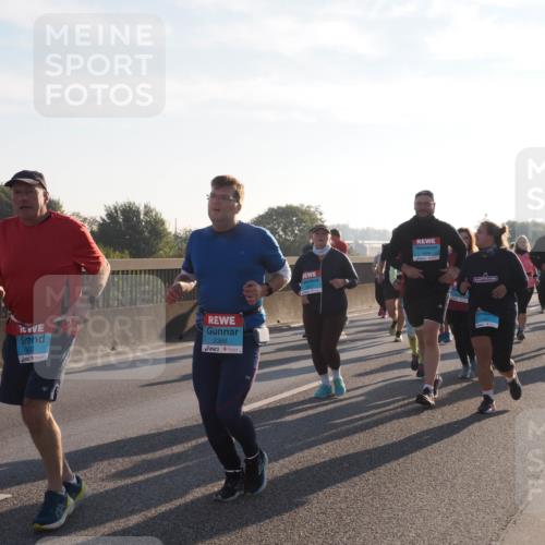 03.10.2025 - Köhlbrandbrückenlauf Fabian Wolf http://msf.ph/oto/9015960 03.10.2025 09:25:41 Position 3 880, 2366, 1497 meine-sportfotos.de