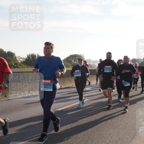 03.10.2025 - Köhlbrandbrückenlauf Fabian Wolf http://msf.ph/oto/9015968 03.10.2025 09:25:41 Position 3 2680, 2366, 1606, 1497 meine-sportfotos.de