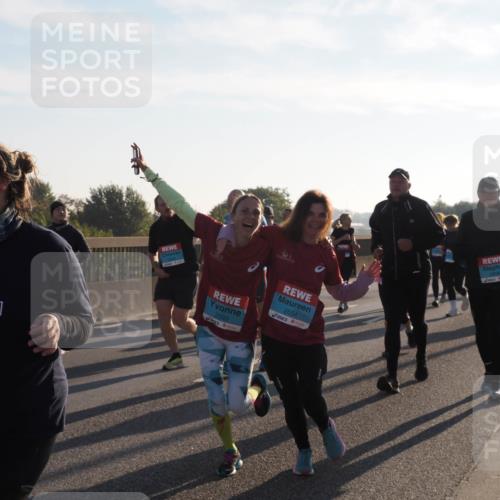 03.10.2025 - Köhlbrandbrückenlauf Fabian Wolf http://msf.ph/oto/9016038 03.10.2025 09:25:44 Position 3 1497, 2533, 2554 meine-sportfotos.de
