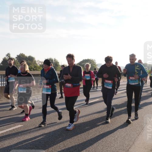 03.10.2025 - Köhlbrandbrückenlauf Fabian Wolf http://msf.ph/oto/9016963 03.10.2025 09:26:26 Position 3 2504, 2442, 3438 meine-sportfotos.de