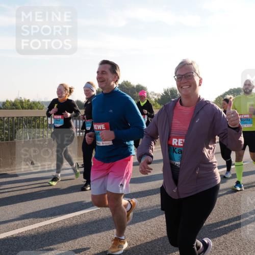 03.10.2025 - Köhlbrandbrückenlauf Fabian Wolf http://msf.ph/oto/9017113 03.10.2025 09:26:32 Position 3 211, 1949 meine-sportfotos.de