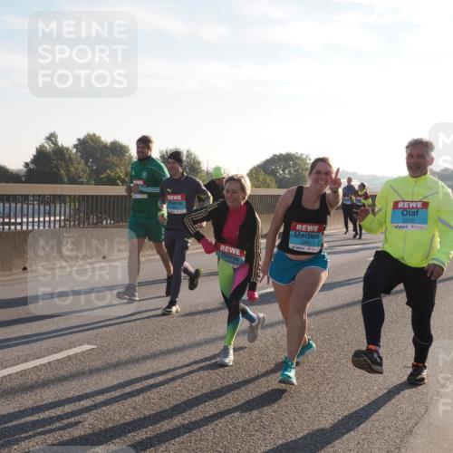 03.10.2025 - Köhlbrandbrückenlauf Fabian Wolf http://msf.ph/oto/9017374 03.10.2025 09:26:42 Position 3 2261, 2412 meine-sportfotos.de