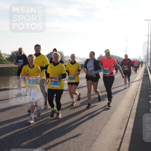 03.10.2025 - Köhlbrandbrückenlauf Fabian Wolf http://msf.ph/oto/9017519 03.10.2025 09:26:51 Position 3 2871, 2874 meine-sportfotos.de