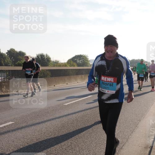 03.10.2025 - Köhlbrandbrückenlauf Fabian Wolf http://msf.ph/oto/9017962 03.10.2025 09:27:16 Position 3 2971 meine-sportfotos.de
