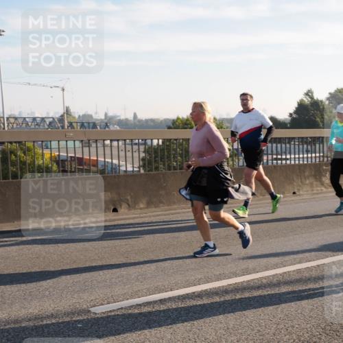 03.10.2025 - Köhlbrandbrückenlauf Fabian Wolf http://msf.ph/oto/9018093 03.10.2025 09:27:25 Position 3 2428 meine-sportfotos.de