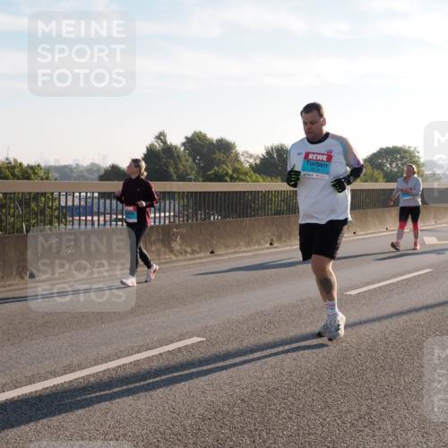 03.10.2025 - Köhlbrandbrückenlauf Fabian Wolf http://msf.ph/oto/9018198 03.10.2025 09:27:33 Position 3 2619 meine-sportfotos.de