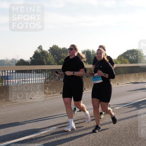 03.10.2025 - Köhlbrandbrückenlauf Fabian Wolf http://msf.ph/oto/9018300 03.10.2025 09:27:42 Position 3 3098 meine-sportfotos.de