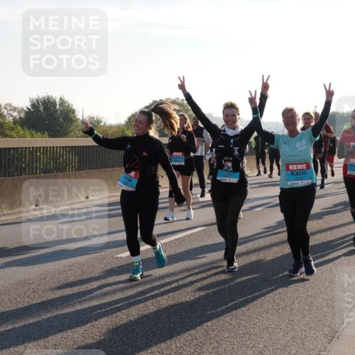 03.10.2025 - Köhlbrandbrückenlauf Fabian Wolf http://msf.ph/oto/9018343 03.10.2025 09:27:45 Position 3 2926, 2929, 2927, 2565 meine-sportfotos.de