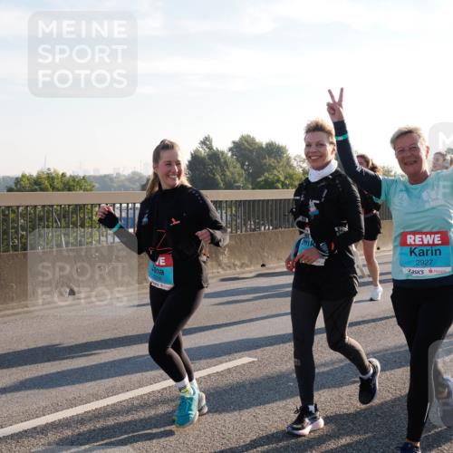 03.10.2025 - Köhlbrandbrückenlauf Fabian Wolf http://msf.ph/oto/9018374 03.10.2025 09:27:47 Position 3 2926, 2927 meine-sportfotos.de
