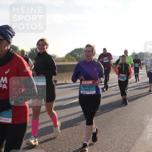03.10.2025 - Köhlbrandbrückenlauf Fabian Wolf http://msf.ph/oto/9018394 03.10.2025 09:27:48 Position 3 249, 3095, 3094, 65 meine-sportfotos.de