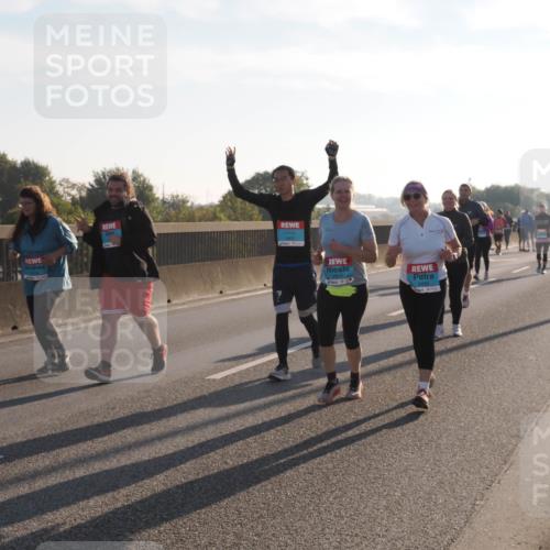 03.10.2025 - Köhlbrandbrückenlauf Fabian Wolf http://msf.ph/oto/9018478 03.10.2025 09:27:53 Position 3 2894, 2895 meine-sportfotos.de