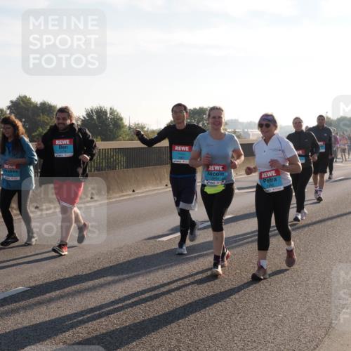 03.10.2025 - Köhlbrandbrückenlauf Fabian Wolf http://msf.ph/oto/9018486 03.10.2025 09:27:54 Position 3 2178, 2179, 3801, 2894, 2895 meine-sportfotos.de