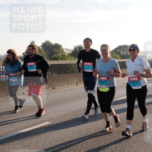 03.10.2025 - Köhlbrandbrückenlauf Fabian Wolf http://msf.ph/oto/9018498 03.10.2025 09:27:54 Position 3 2178, 2179, 3801, 2894, 2895 meine-sportfotos.de
