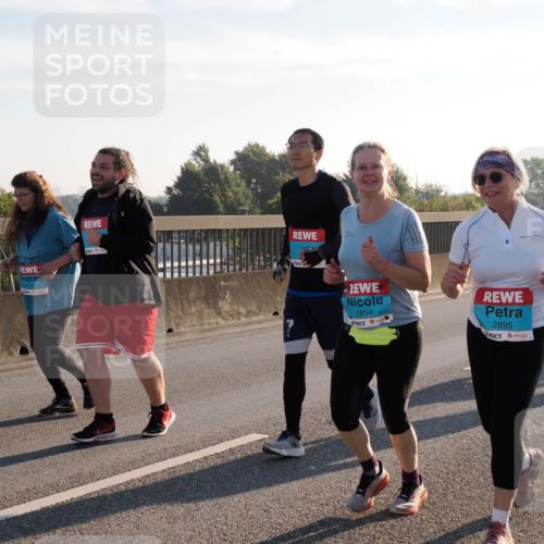 03.10.2025 - Köhlbrandbrückenlauf Fabian Wolf http://msf.ph/oto/9018504 03.10.2025 09:27:55 Position 3 2178, 2548, 2894, 2895 meine-sportfotos.de