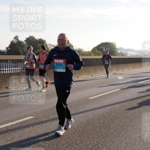 03.10.2025 - Köhlbrandbrückenlauf Fabian Wolf http://msf.ph/oto/9018660 03.10.2025 09:28:06 Position 3 3517 meine-sportfotos.de