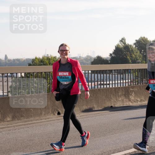 03.10.2025 - Köhlbrandbrückenlauf Fabian Wolf http://msf.ph/oto/9018812 03.10.2025 09:28:19 Position 3 2452, 2665 meine-sportfotos.de