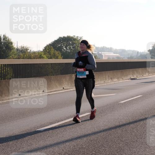 03.10.2025 - Köhlbrandbrückenlauf Fabian Wolf http://msf.ph/oto/9019021 03.10.2025 09:28:35 Position 3 2426 meine-sportfotos.de