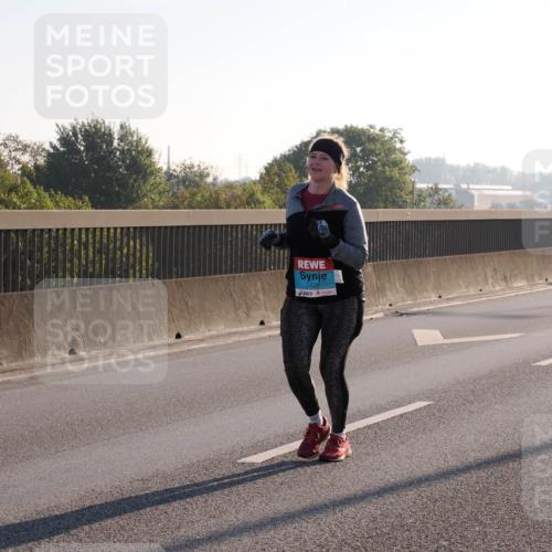 03.10.2025 - Köhlbrandbrückenlauf Fabian Wolf http://msf.ph/oto/9019034 03.10.2025 09:28:35 Position 3 2426 meine-sportfotos.de