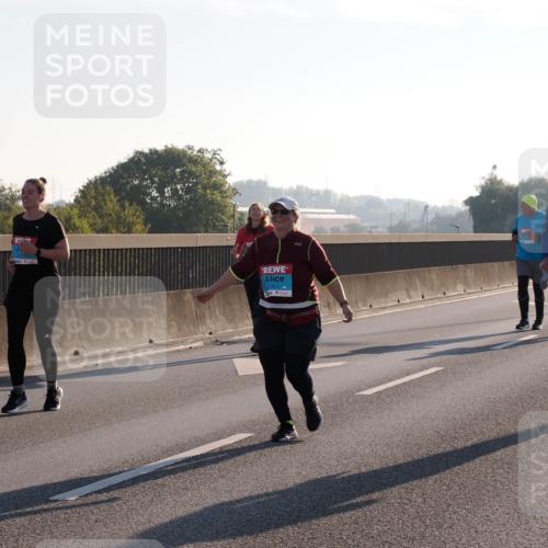 03.10.2025 - Köhlbrandbrückenlauf Fabian Wolf http://msf.ph/oto/9019118 03.10.2025 09:28:43 Position 3 2723, 2357, 2623 meine-sportfotos.de