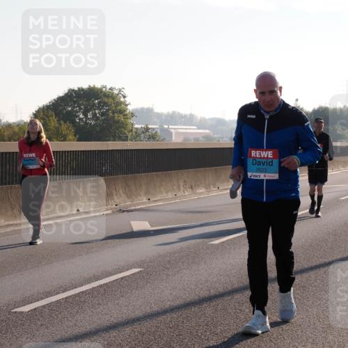 03.10.2025 - Köhlbrandbrückenlauf Fabian Wolf http://msf.ph/oto/9019152 03.10.2025 09:28:45 Position 3 2623 meine-sportfotos.de