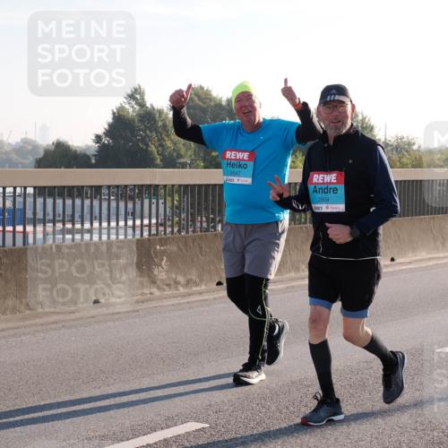 03.10.2025 - Köhlbrandbrückenlauf Fabian Wolf http://msf.ph/oto/9019268 03.10.2025 09:28:52 Position 3 2647, 2664 meine-sportfotos.de