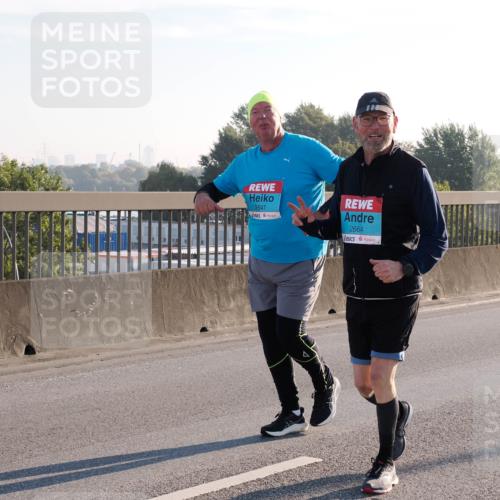 03.10.2025 - Köhlbrandbrückenlauf Fabian Wolf http://msf.ph/oto/9019276 03.10.2025 09:28:53 Position 3 2647, 2664 meine-sportfotos.de